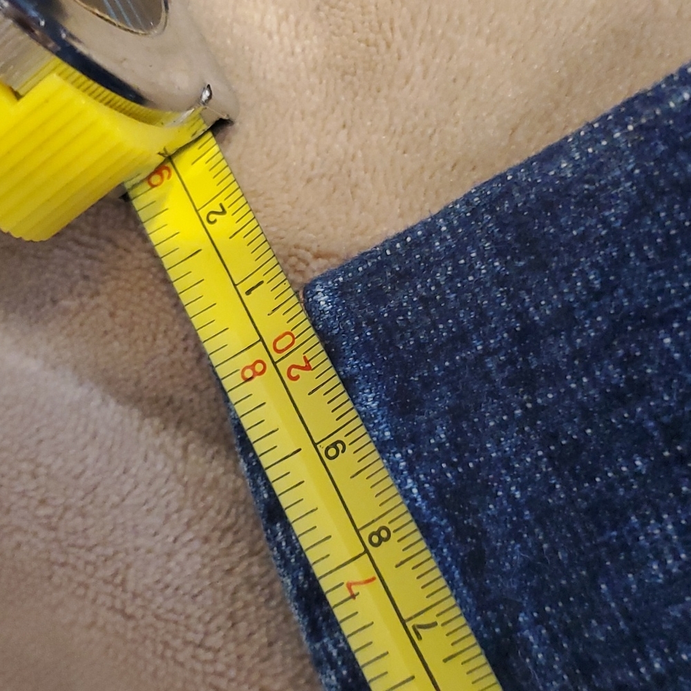 Old Navy Outlet Blue Jeans - Picture 3 of 6